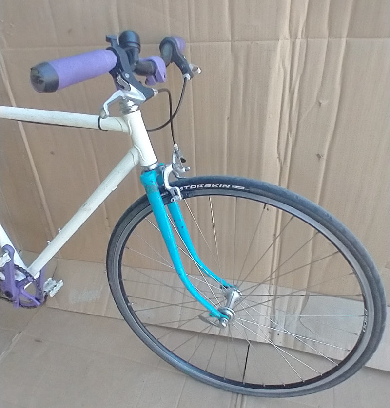 Flix Flop Fixie with purple and white accents. 52cm. used. consignment, no tax, no warranty