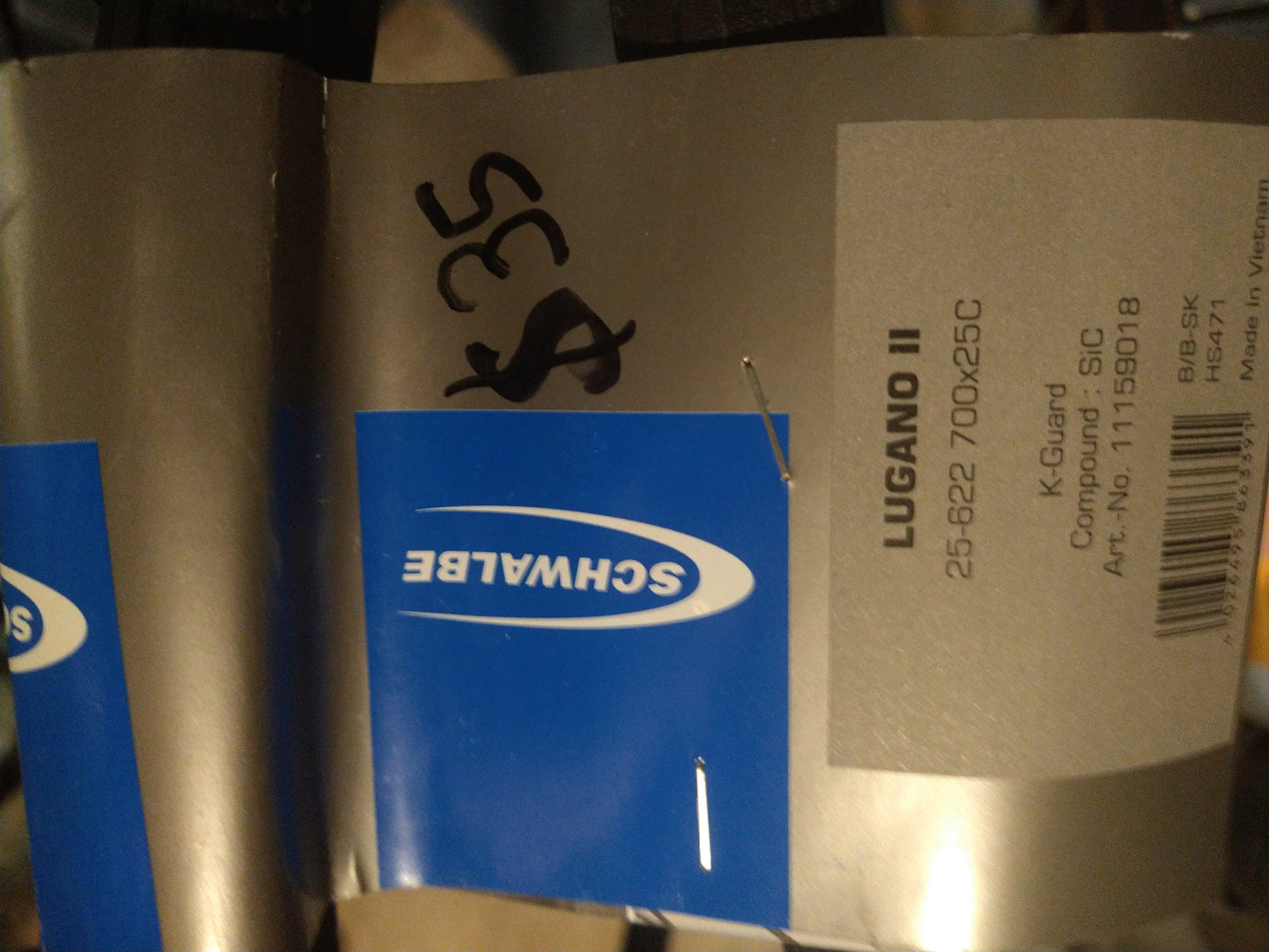 700 x 25 Schwalbe, Lugano II, Wire, Silica, K-Guard, black