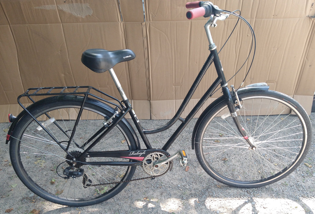 Classic Dutch style Raleigh Superbe (M) USED consignment