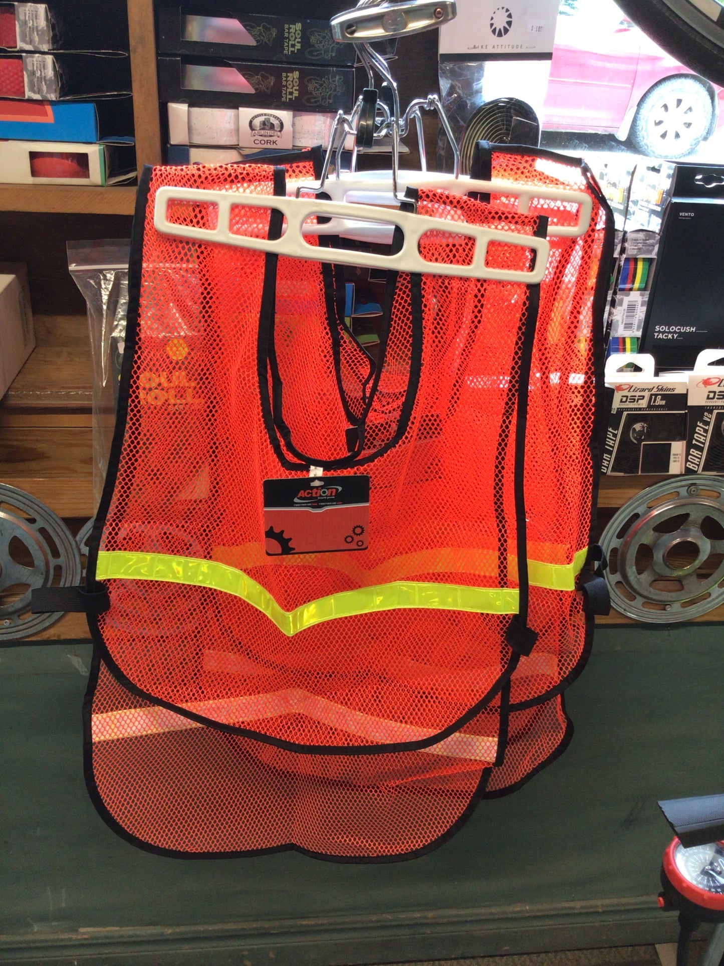 ACTION ORANGE REFLECTIVE VEST