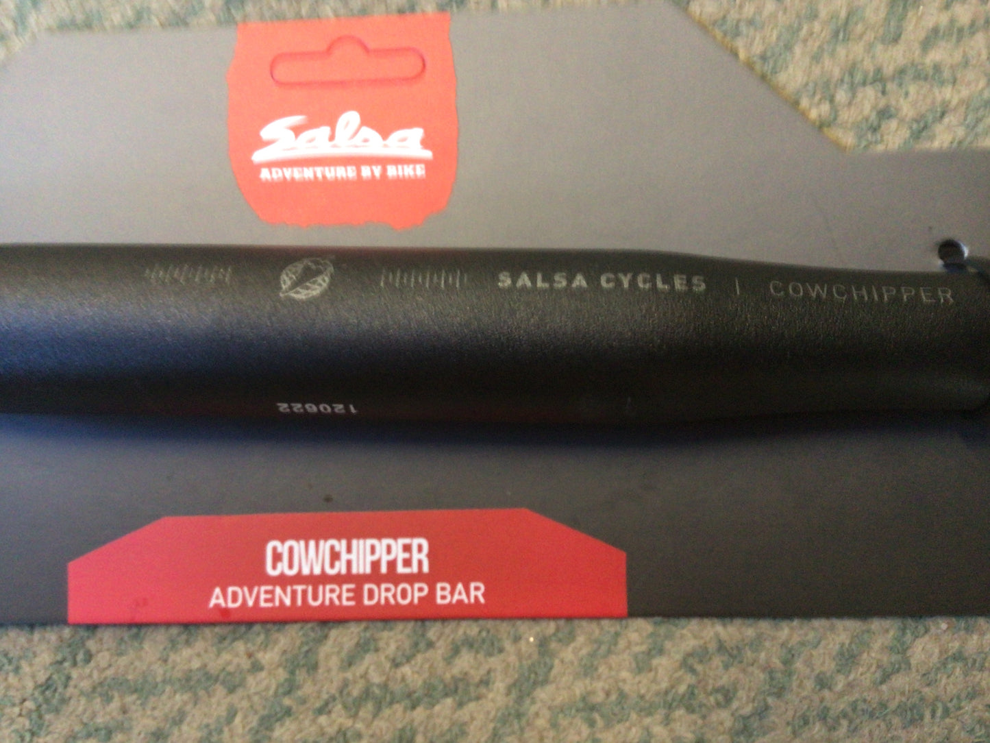 Salsa 40cm 31.8 bar compact cowchipper adventure,alloy,black handlebar