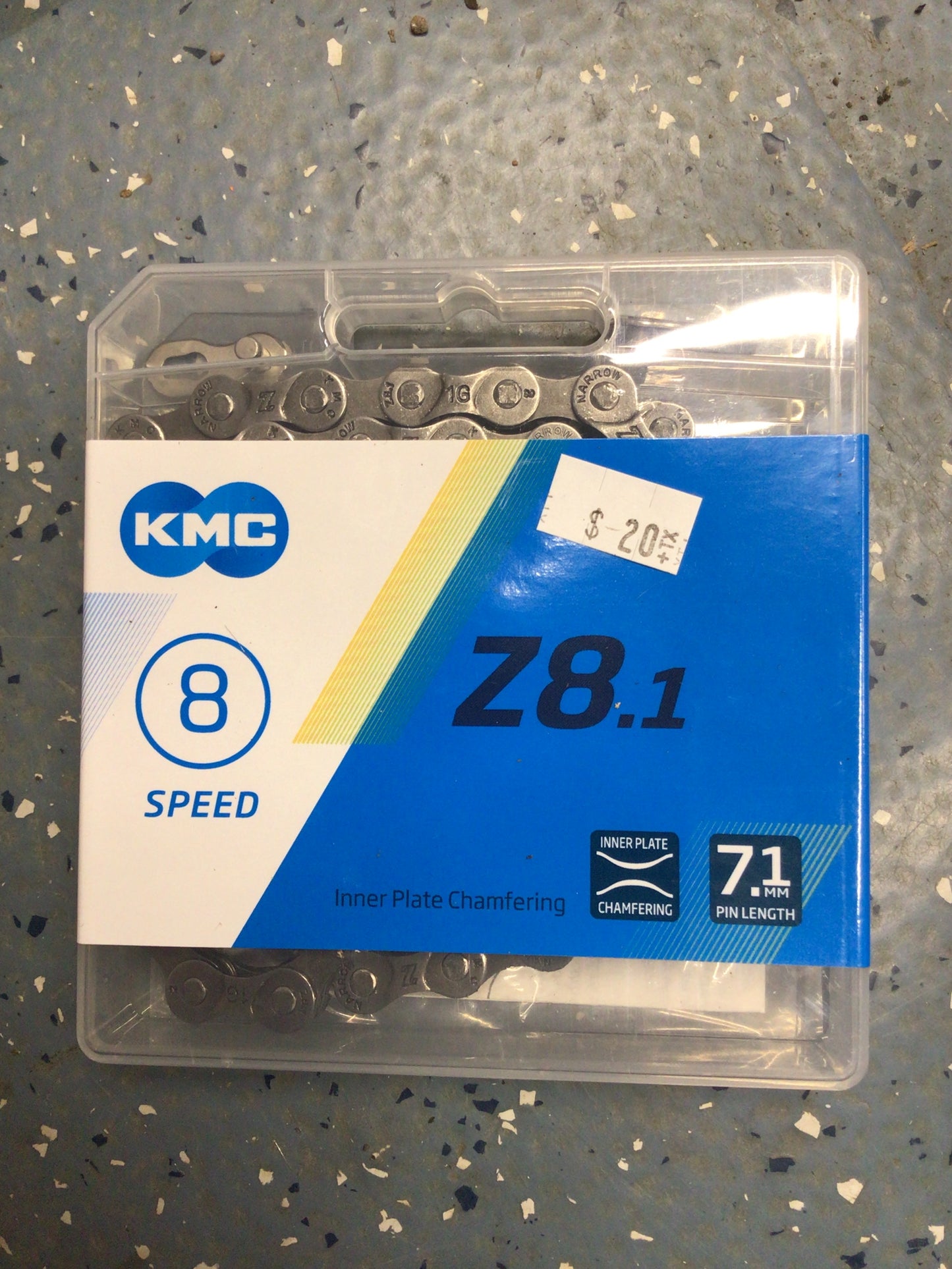 Kmc z8.1 8spd chain