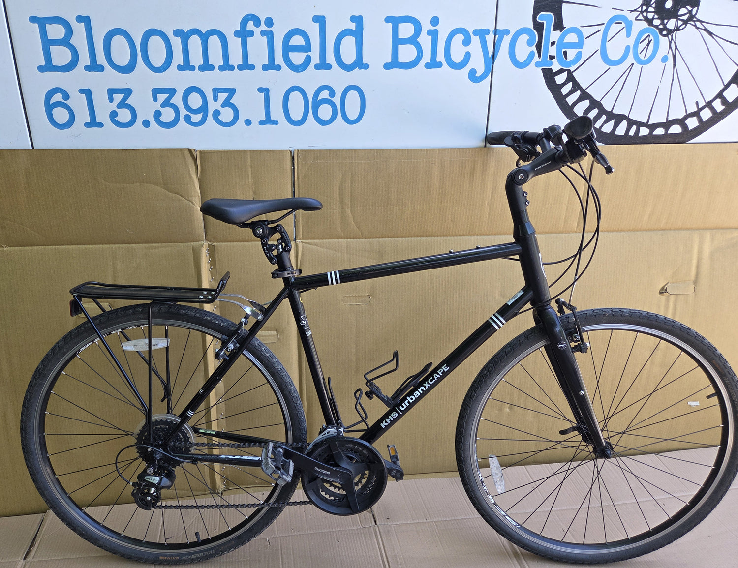 KHS Urban Xcape 2023 L black USED on consignment. NO TAX.