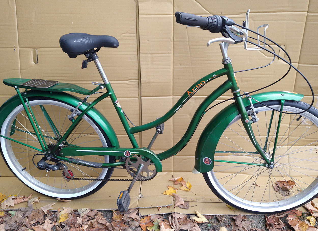 Manhattan Aero 6 green Cruiser 18" Comfort ,used