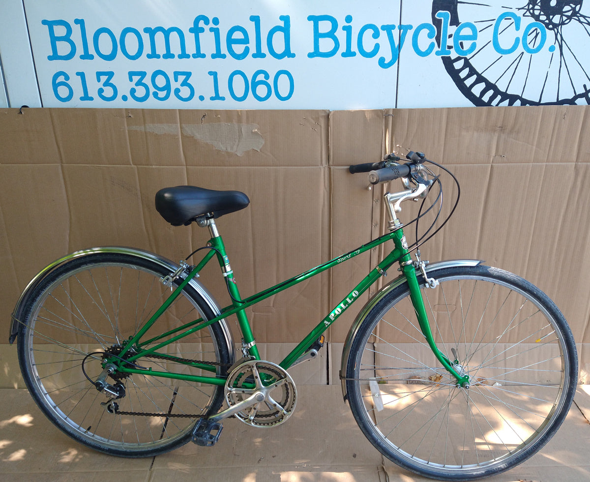 Apollo Sport 10 city bike conversion. Ladies style mixte frame. 700C. USED