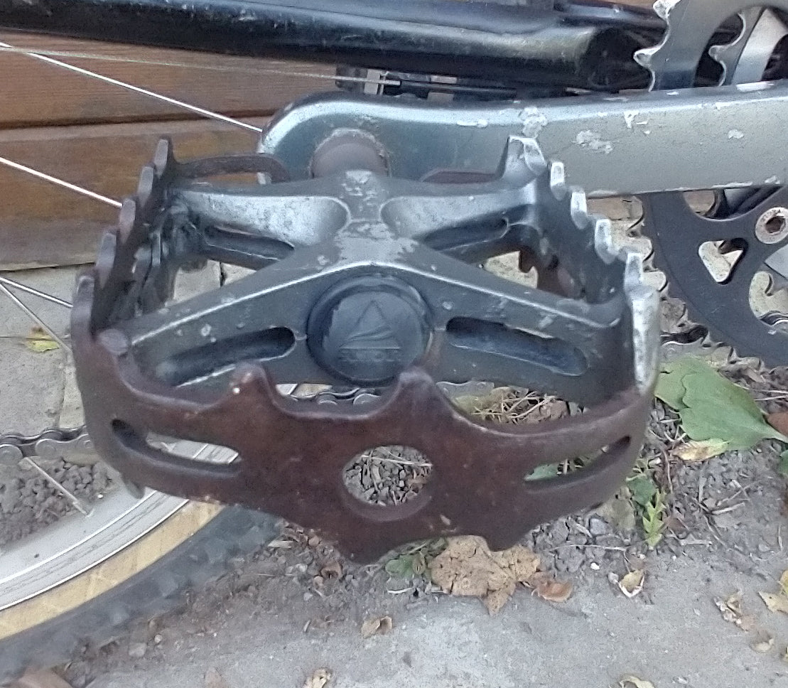 Fisher CR-7 1988 17" Mtb Charcoal,used, no tax, no warranty