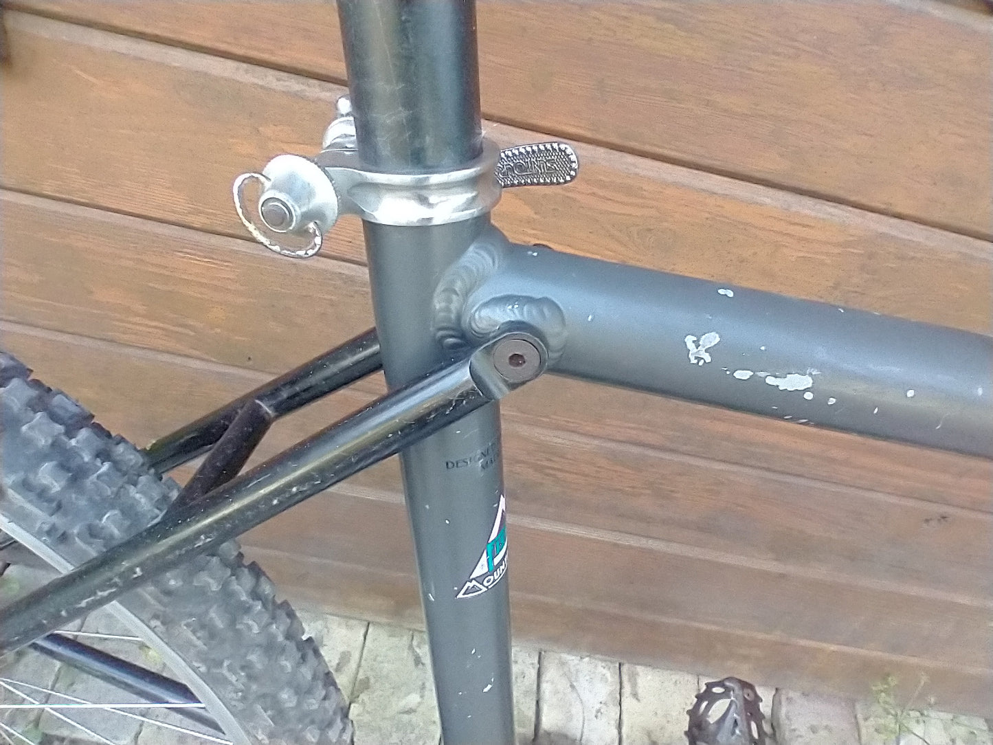 Fisher CR-7 1988 17" Mtb Charcoal,used, no tax, no warranty