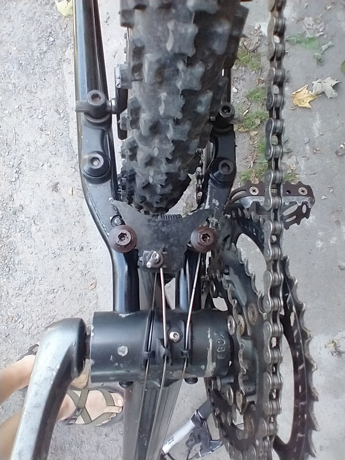 Fisher CR-7 1988 17" Mtb Charcoal,used, no tax, no warranty