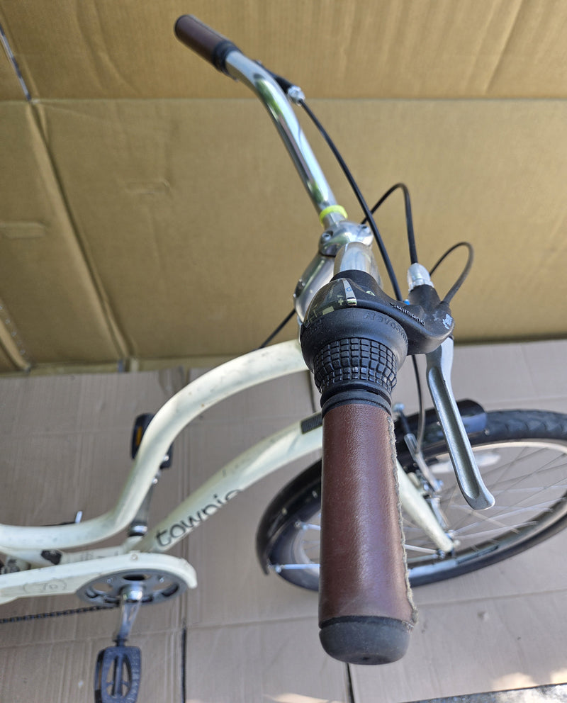 Electra Townie 7spd cruiser USED consignment