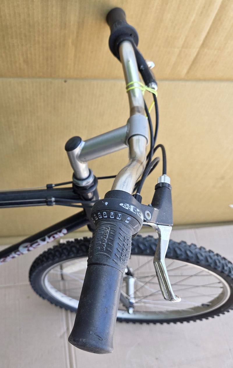 90s Gary Fisher GItche Gumee 26” mtb USED consignment