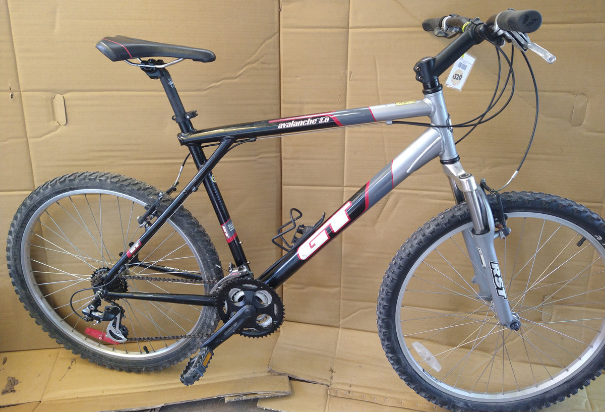 GT Avalanche (XL) black USED reconditioned