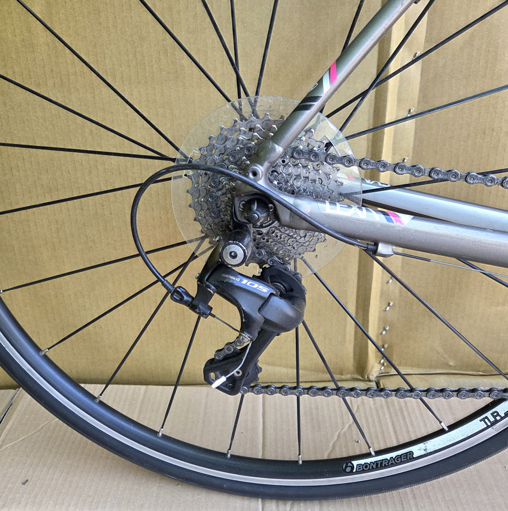 16 TREK LEXA slx WSD road bike 52cm USED consignment