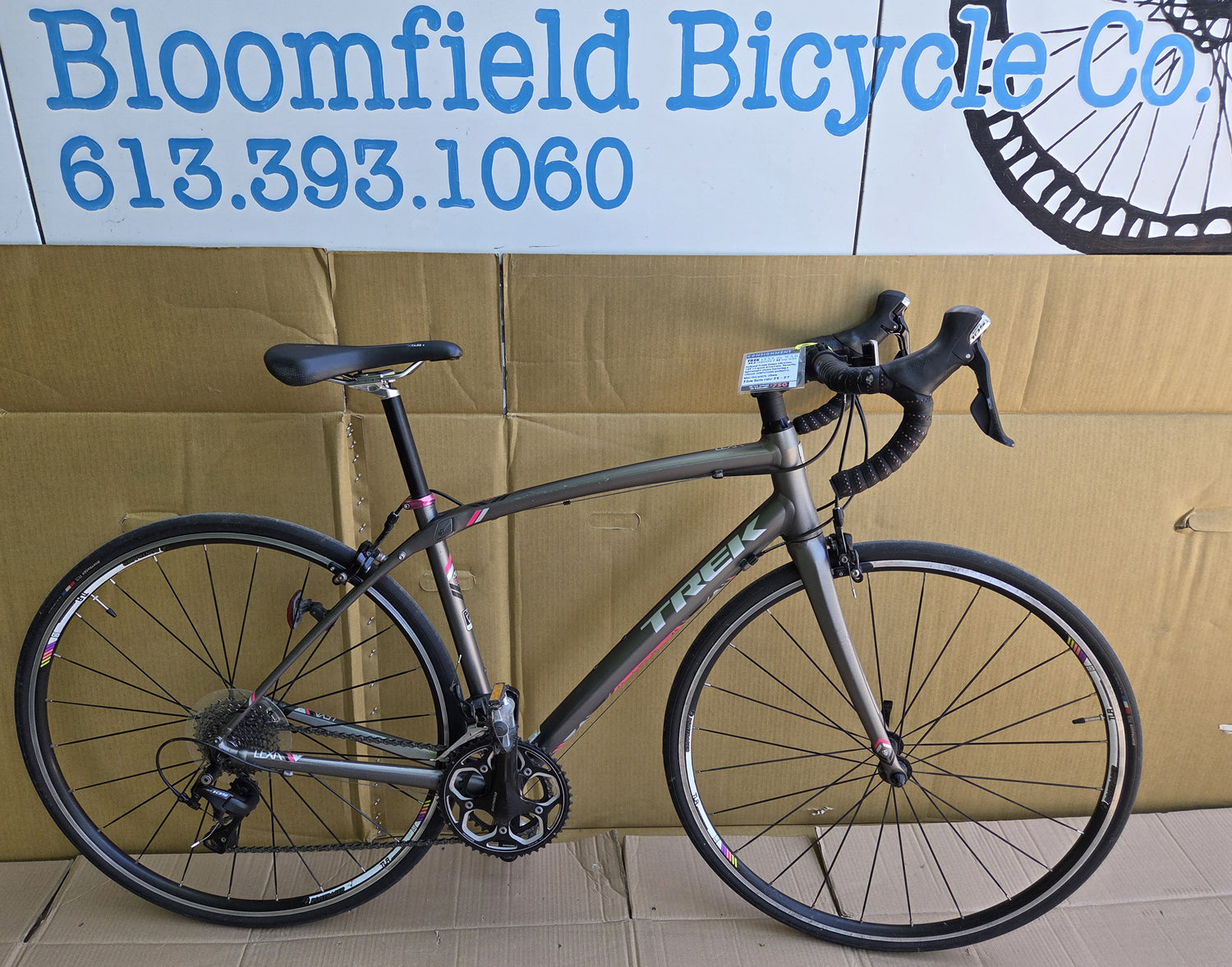 16 TREK LEXA slx WSD road bike 52cm USED consignment