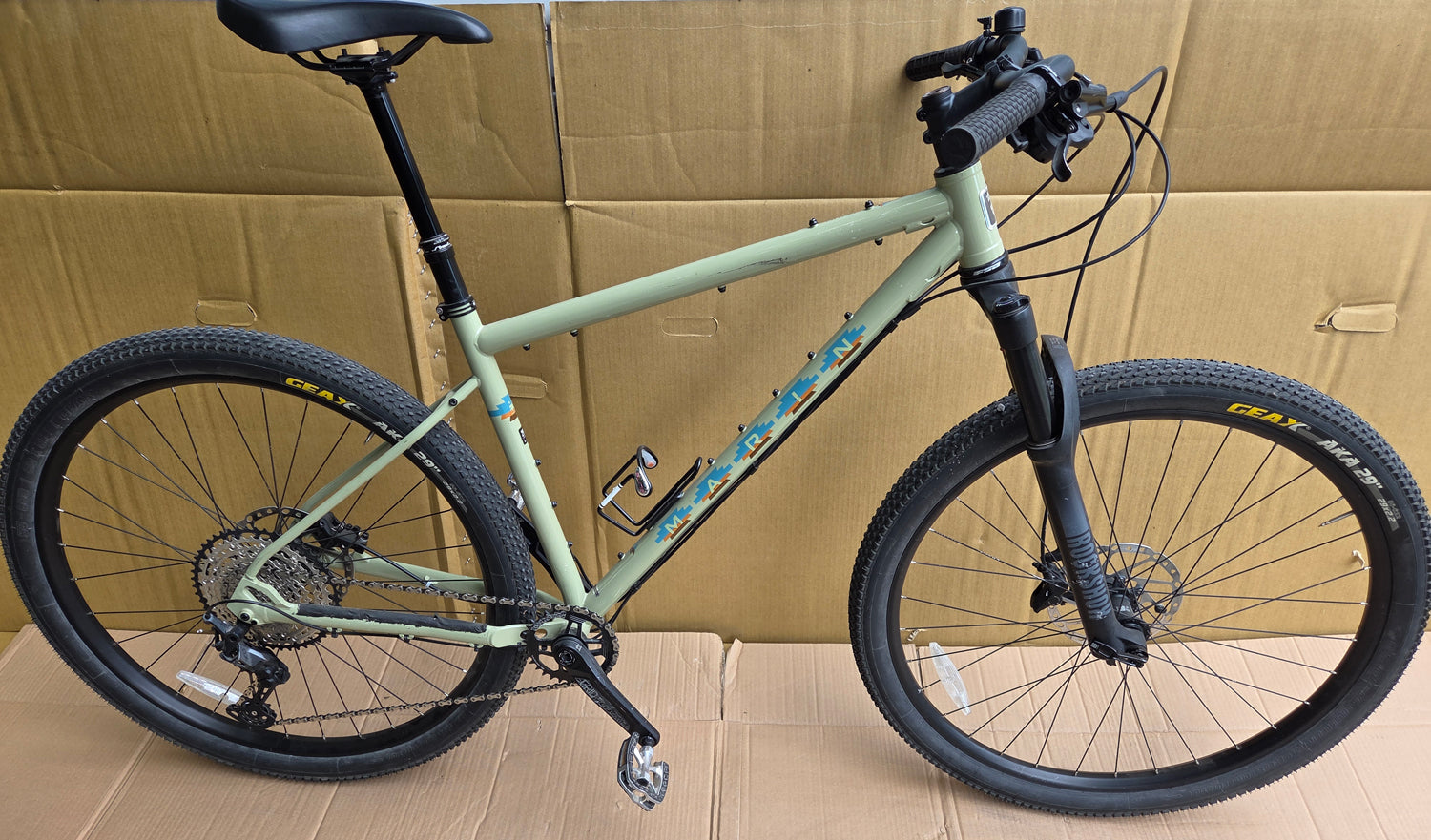 MARIN Pine Mountain 2 2022 L mtb customized