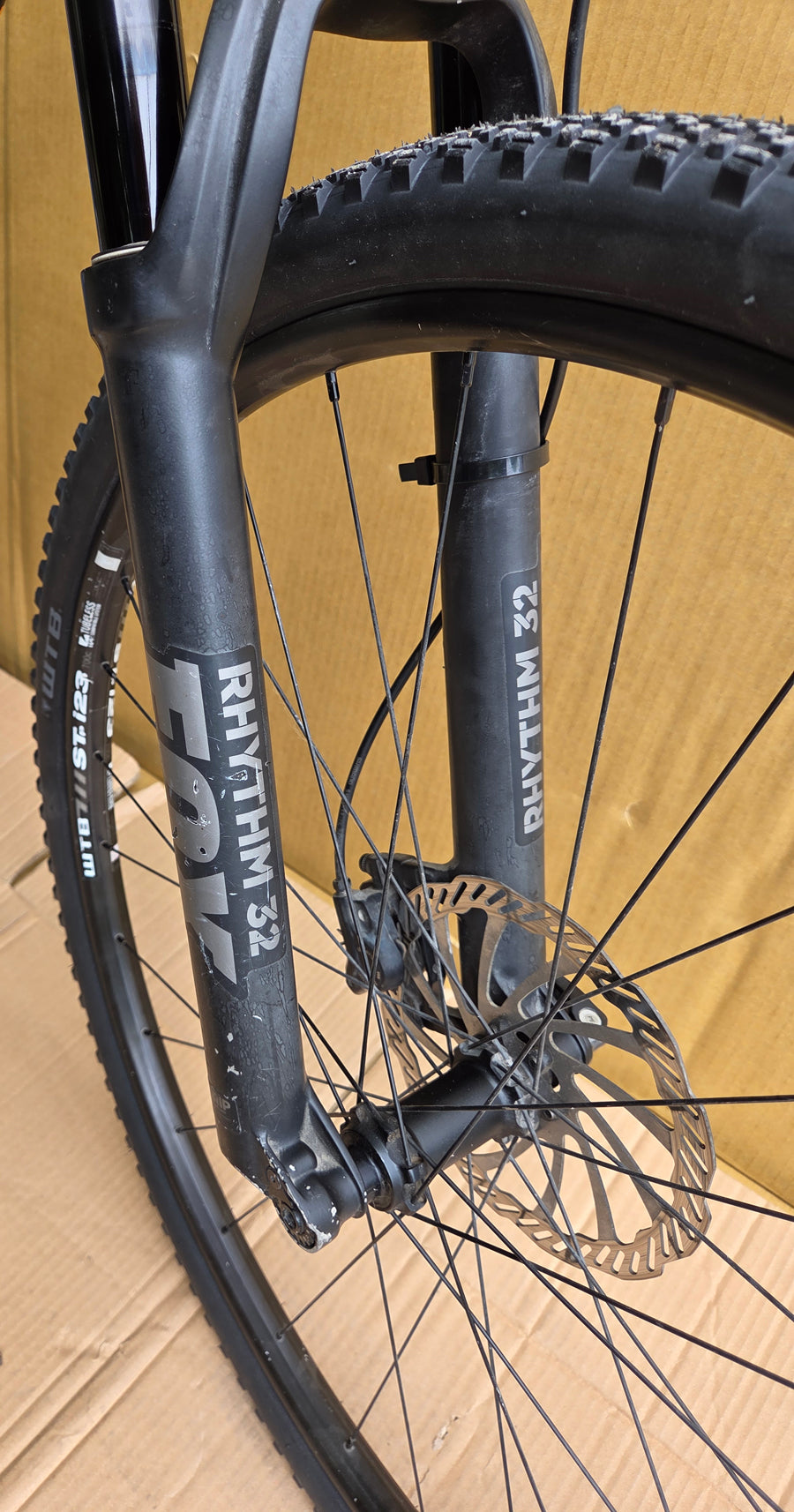KHS Prescott USED adventure comfort gravel customization 2018 Large