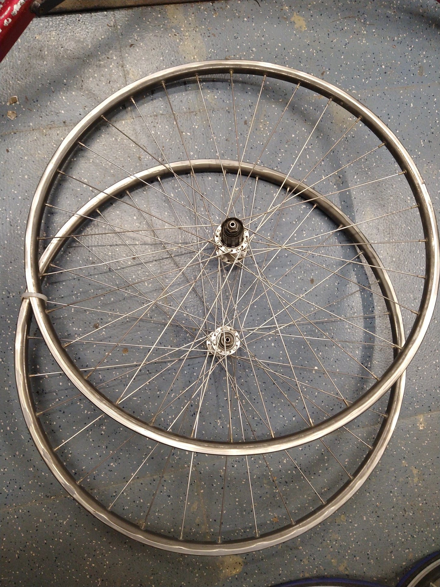 Shimano RSX wheelset. fr:Q/Rx100, rear:Q/Rx126 7spd cassette USED