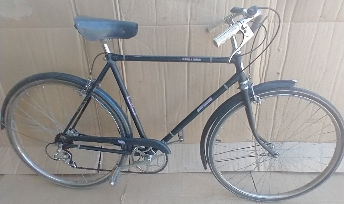 British Supreme 26 x 1 3/8 5 speed USED. Medium. no tax, no warranty