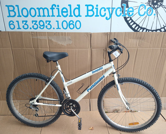 Pathfinder Tempest 15-speed 26” ladies, USED, no tax,no warranty